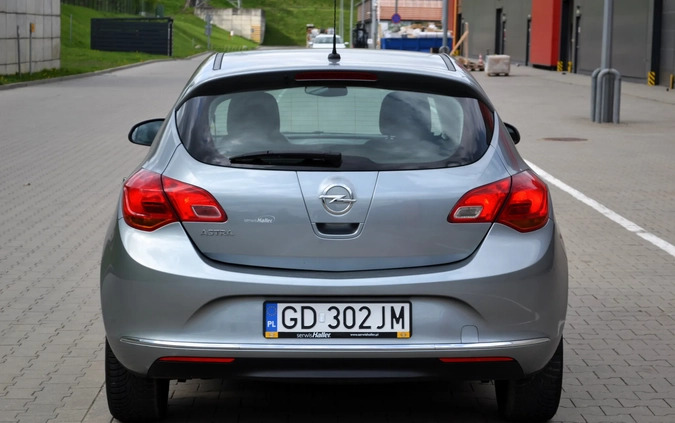 Opel Astra cena 29999 przebieg: 116000, rok produkcji 2014 z Gdańsk małe 781